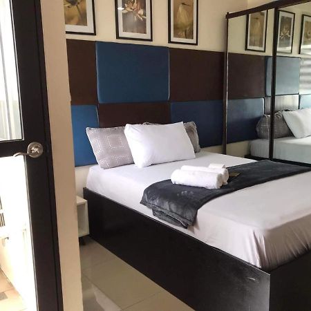 Mabolo Garden Flat A1 Rooftop Pool Near Ayala Mall Apartment Cebu Ngoại thất bức ảnh