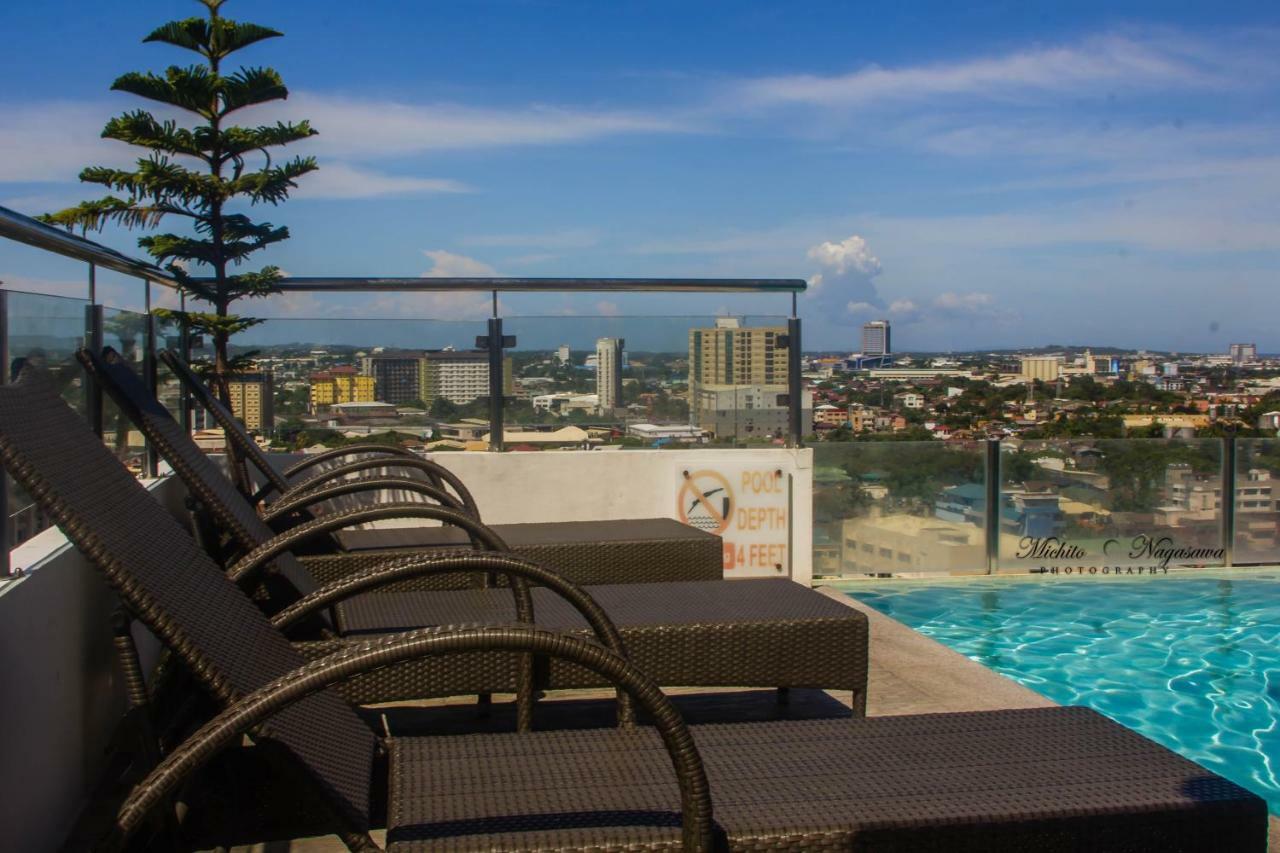 Mabolo Garden Flat A1 Rooftop Pool Near Ayala Mall Apartment Cebu Ngoại thất bức ảnh