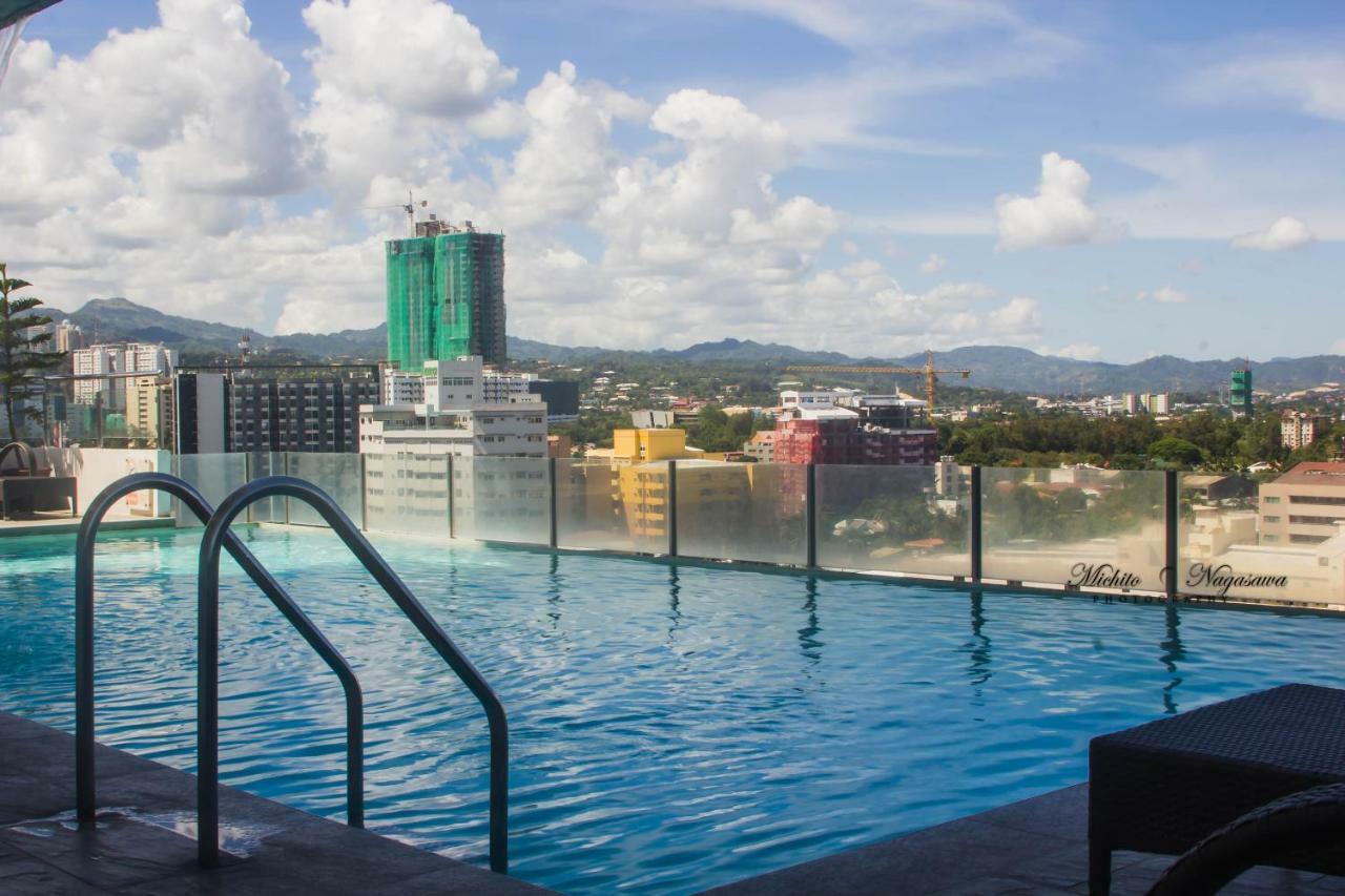 Mabolo Garden Flat A1 Rooftop Pool Near Ayala Mall Apartment Cebu Ngoại thất bức ảnh